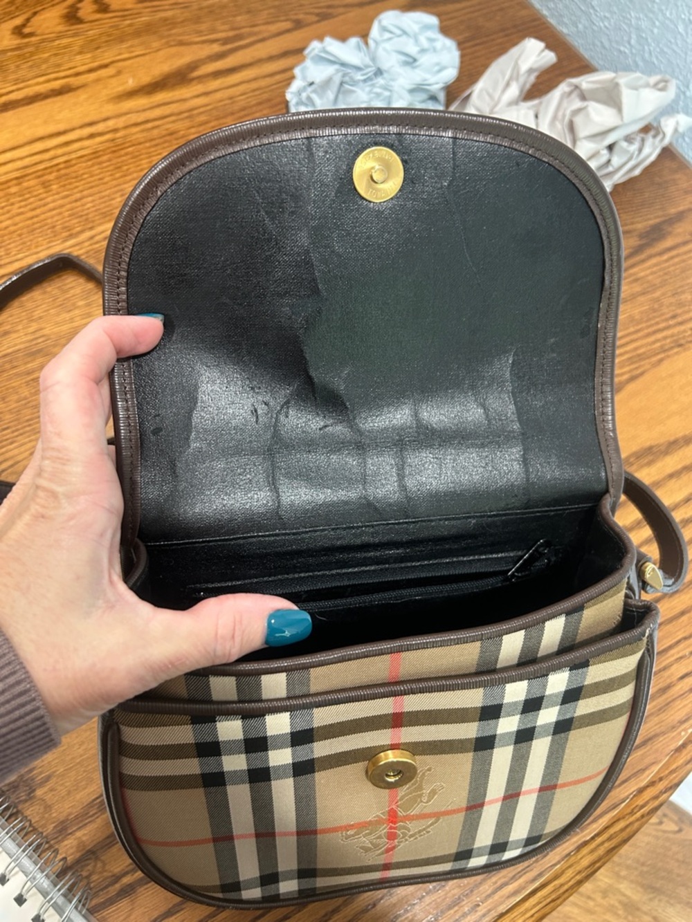 Burberrys Brown Leather and Nova Check Crossbody Bag - Picture 7 of 16
